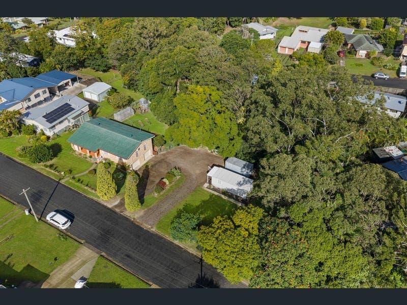 5-7 Beresford Crescent, Gympie — photo 1 of 5