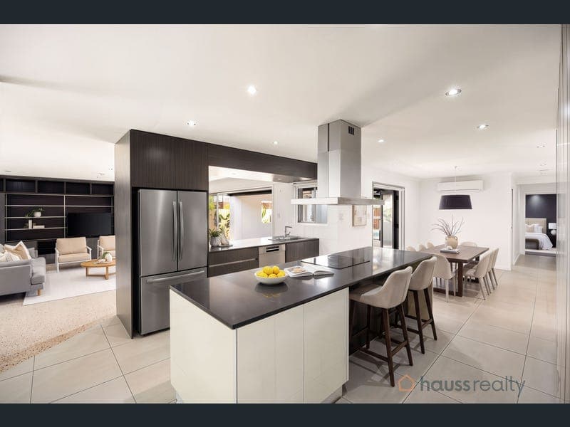 34 Donatello Street, Fig Tree Pocket — photo 1 of 5