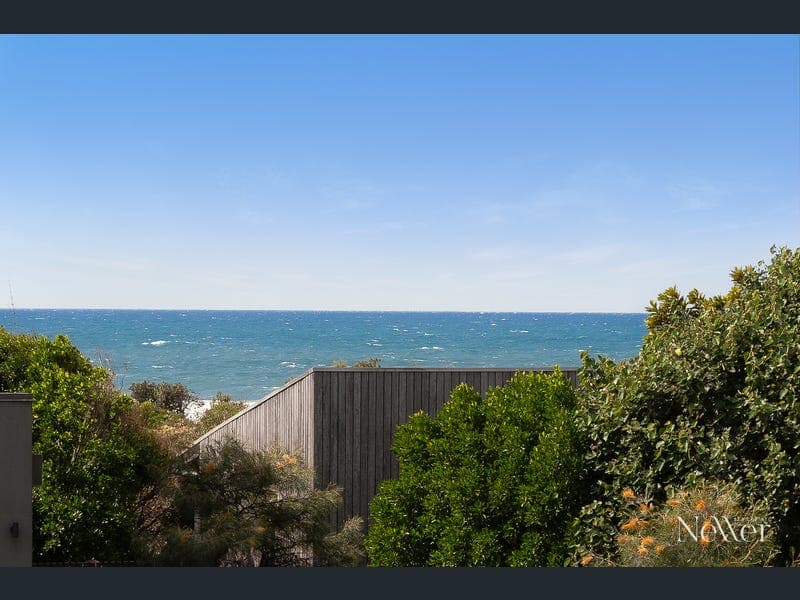 19 Piper Street, Peregian Beach — photo 1 of 5