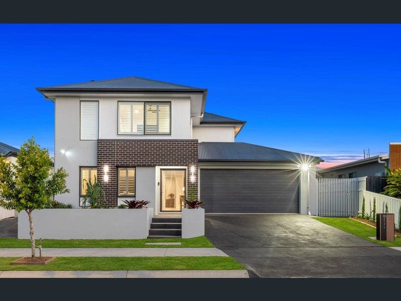 15 Blythe Street, Palmview — photo 1 of 5
