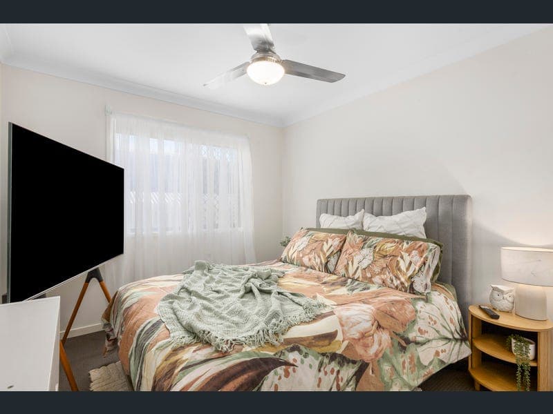 13 Morris Crescent, Bellbird Park — photo 1 of 5
