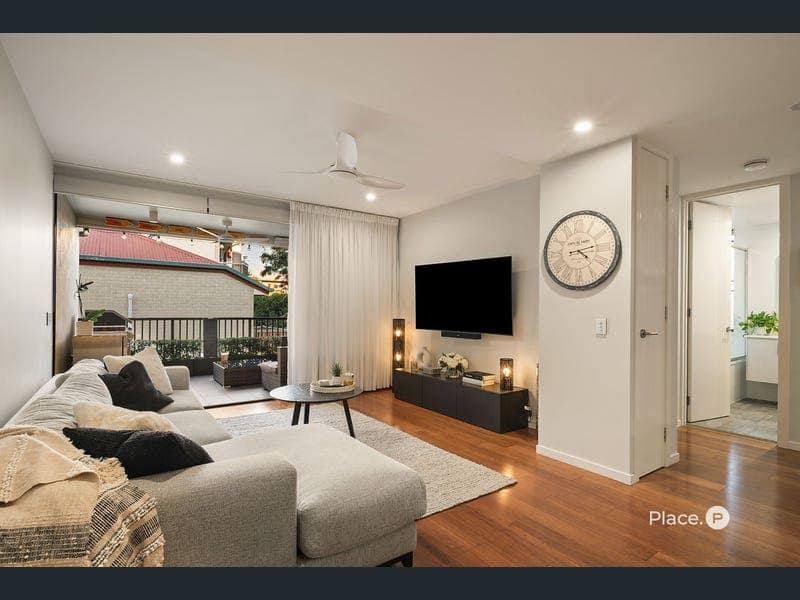 5/19 Howard Street, Morningside — photo 1 of 5