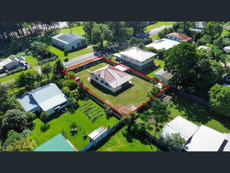 11 Simmonds Street, Gordonvale — photo 1 of 5
