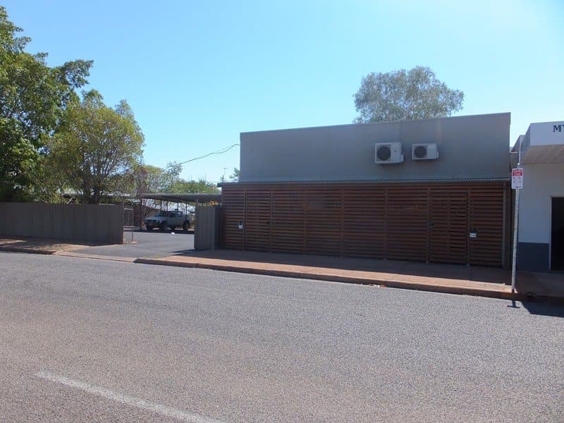 13 Fifth Avenue, Mount Isa — photo 1 of 5