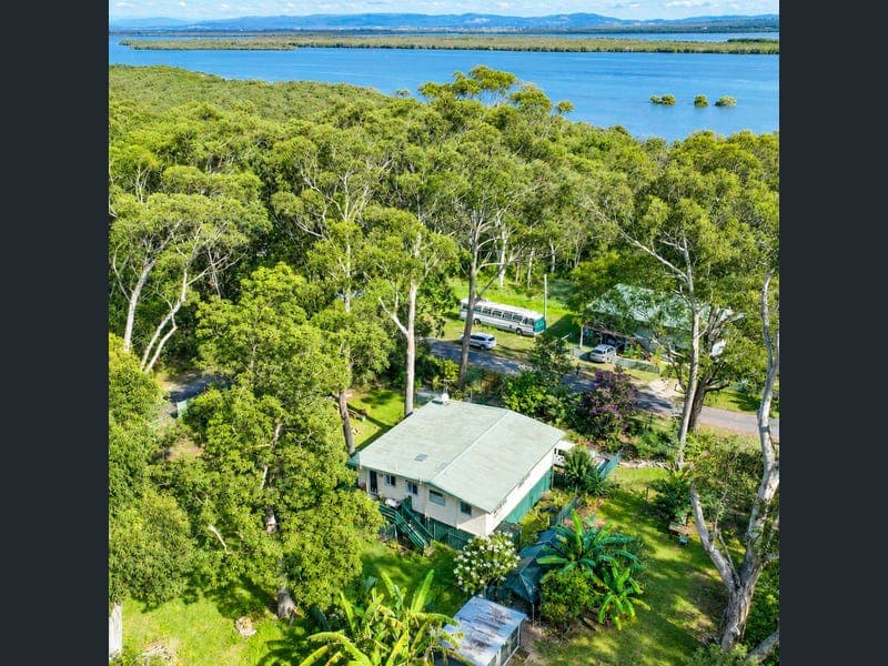 27-29 Deenya Parade, Russell Island — photo 1 of 5
