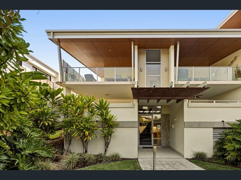 6/86 Pembroke Road, Coorparoo — photo 1 of 5