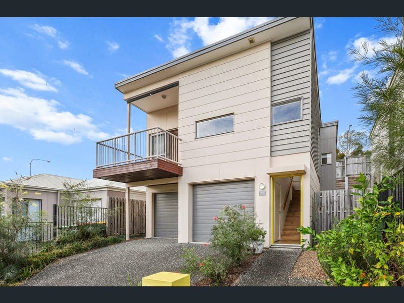 49 Troost Circuit, Bellbird Park — photo 1 of 5