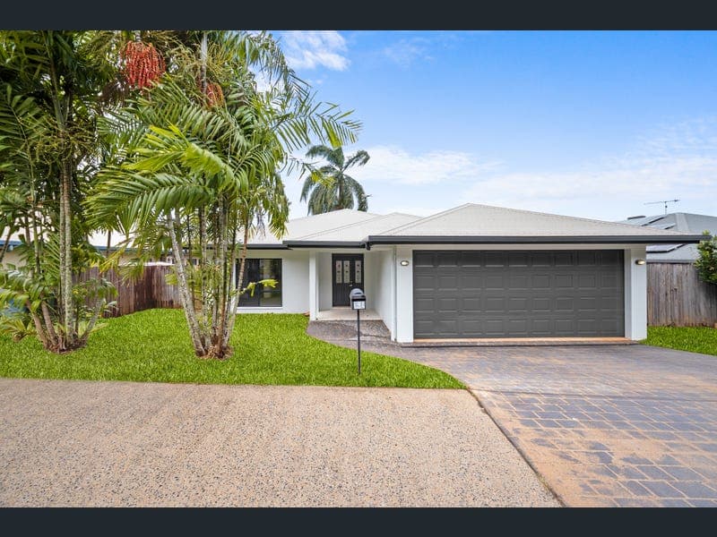 23 Sunbird Drive, Woree — photo 1 of 5