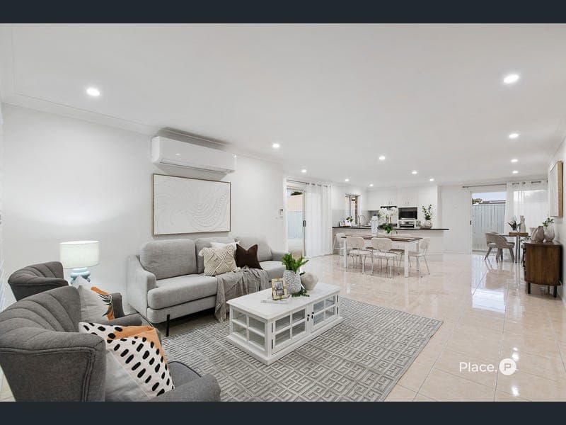 6 Neiwand Street, Calamvale — photo 1 of 5