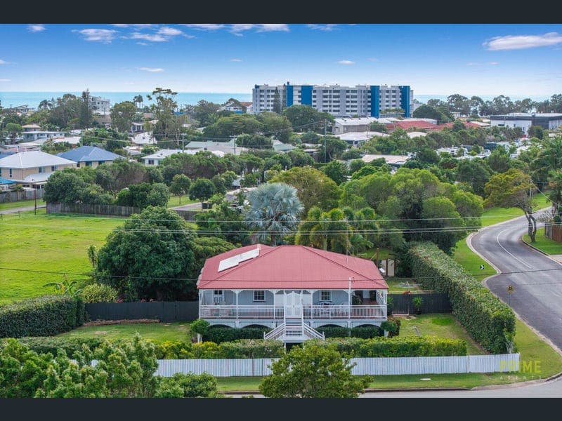 83 Dayman Street, Urangan — photo 1 of 5