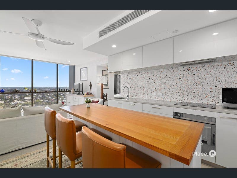 2511/55 Railway Terrace, Milton — photo 1 of 5