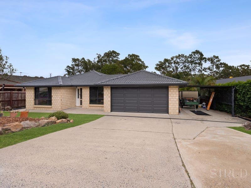 30 Brenda Court, Collingwood Park — photo 1 of 5
