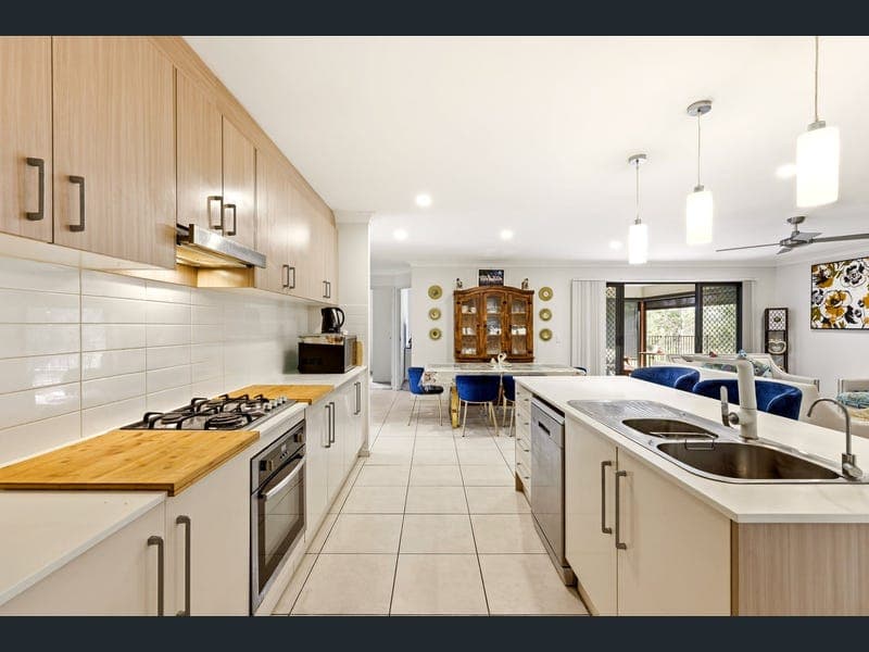 22 Johnstone Place, Riverview — photo 1 of 5