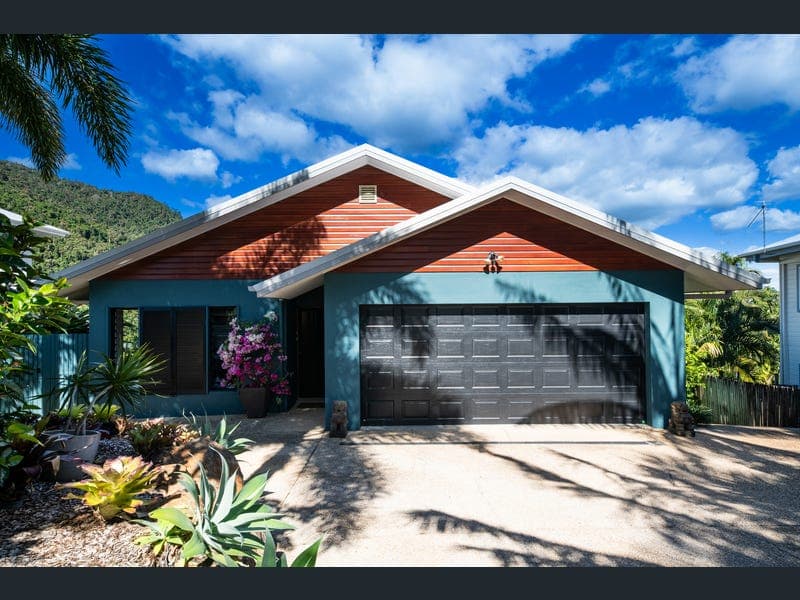 14 Panoramic Court, Cannonvale — photo 1 of 5