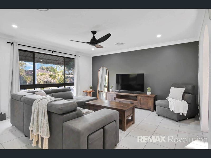 9 Felice Court, Daisy Hill — photo 1 of 5