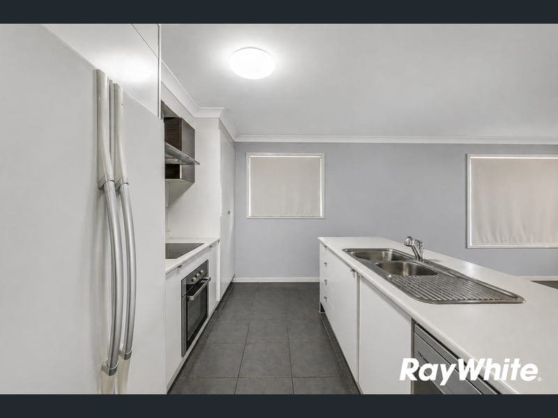 10 Shanks Court, Bundamba — photo 1 of 5