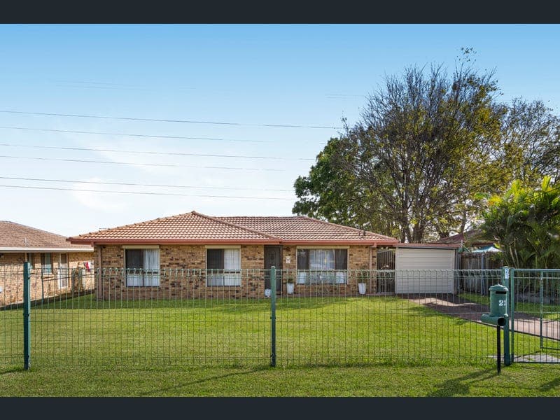21 Burgoyne Street, Bundamba — photo 1 of 5