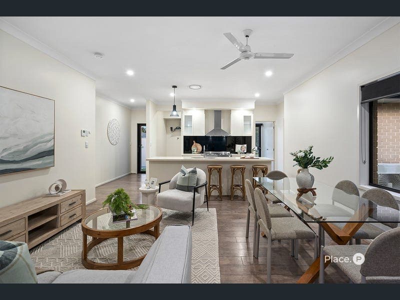 104 Caspian Parade, Warner — photo 1 of 5