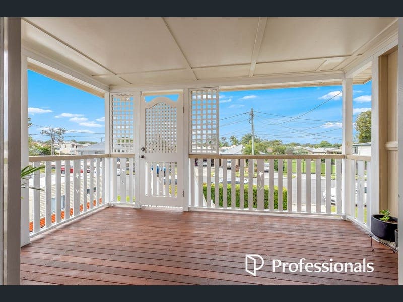 11 Doris Street, Deagon — photo 1 of 5