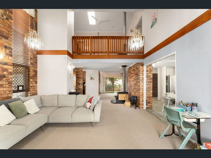 5 Laura Court, Beaudesert — photo 1 of 5