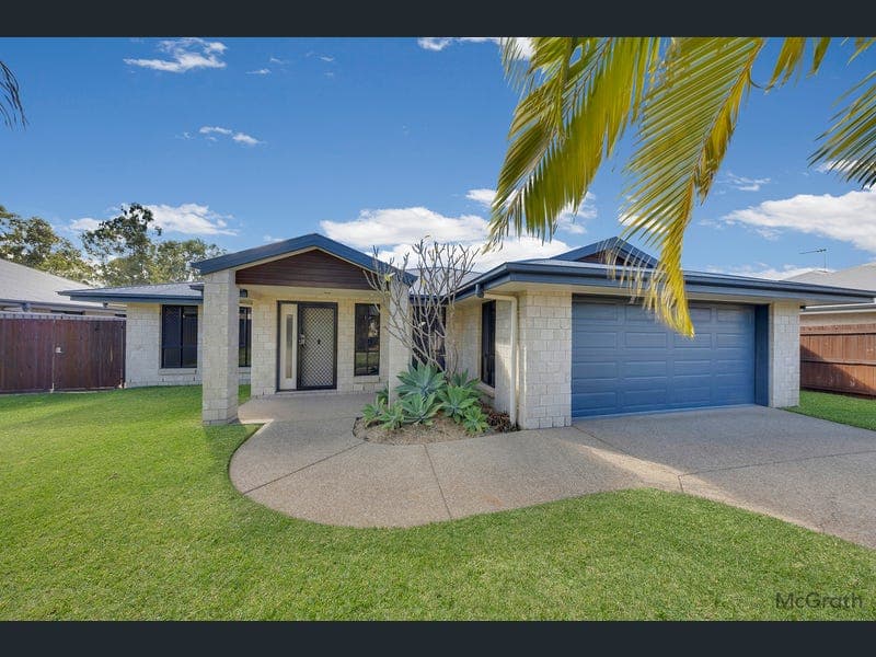 7 Woodland Court, Kirkwood — photo 1 of 5