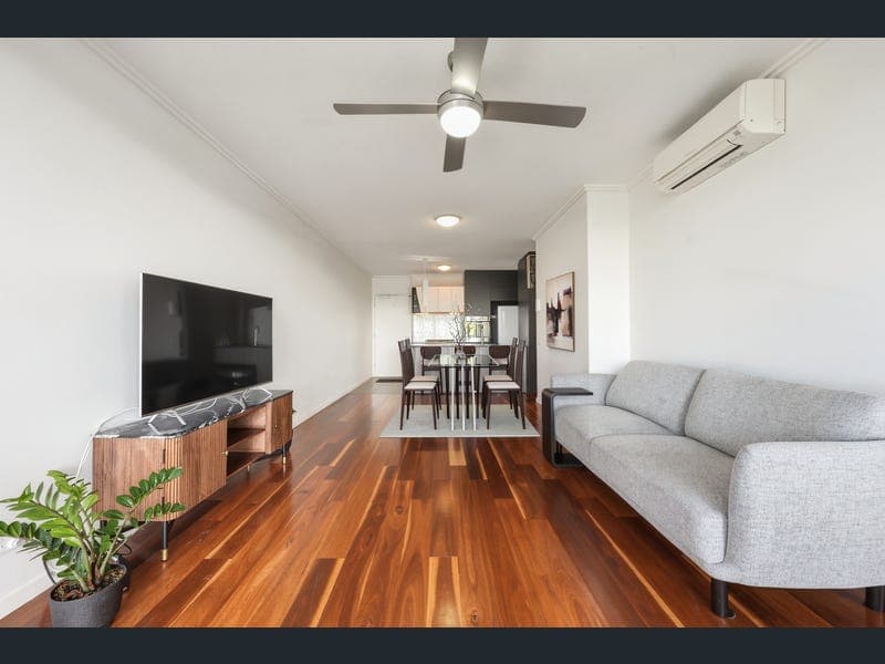 102/50 Connor Street, Kangaroo Point — photo 1 of 5
