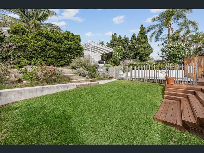 377 Ferguson Road, Seven Hills — photo 1 of 5