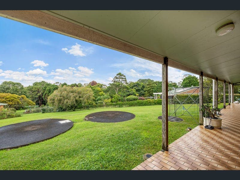 32 Mary Cairncross Avenue, Maleny — photo 1 of 5