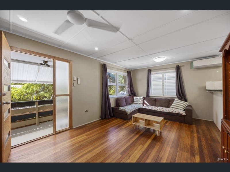 60 Leeds Street, Gulliver — photo 1 of 5