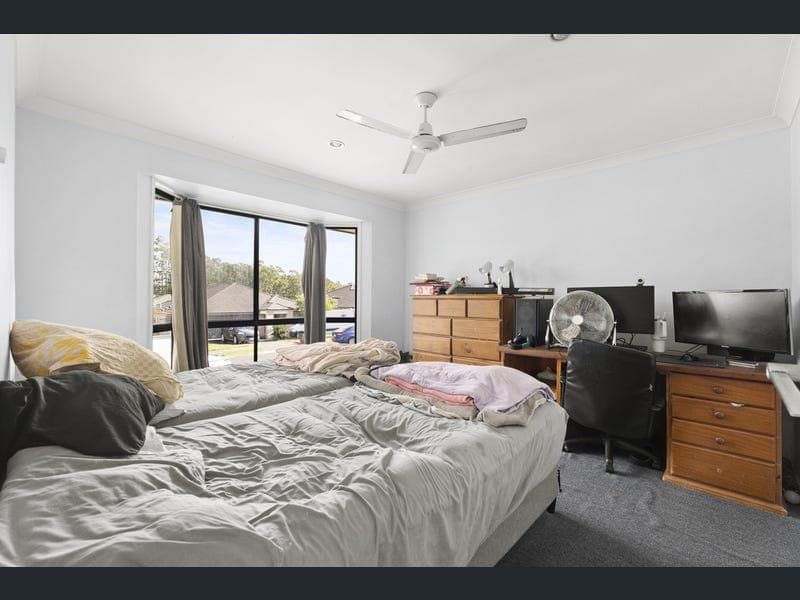 7 Jonic Drive, Goodna — photo 1 of 5