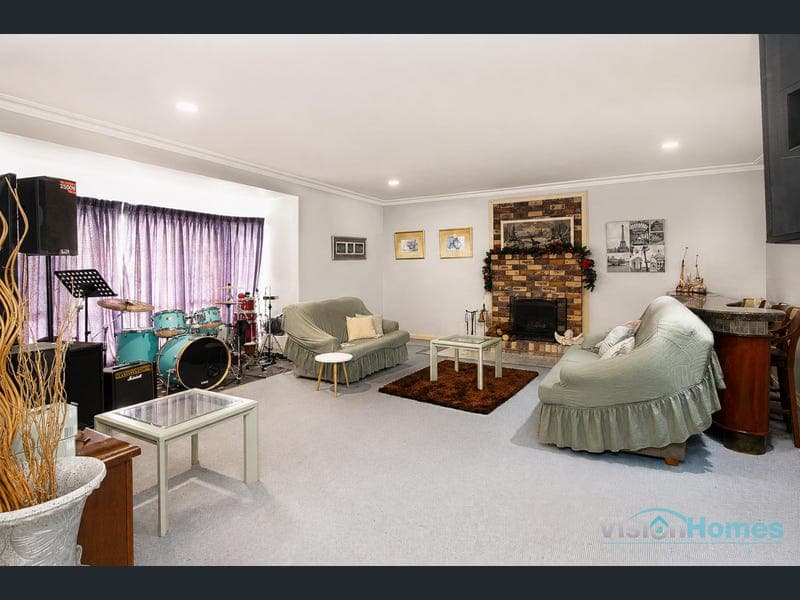 204-206 Bayliss Road, Heritage Park — photo 1 of 5