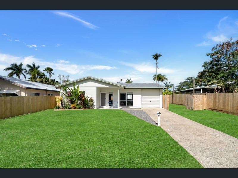 31 Frankston Street, Kewarra Beach — photo 1 of 5