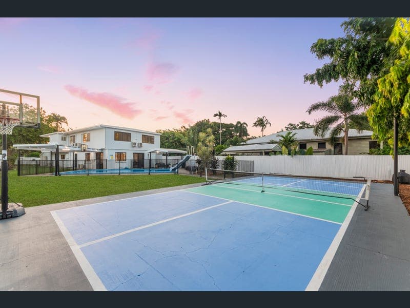 9 Decourcey Street, Mundingburra — photo 1 of 5