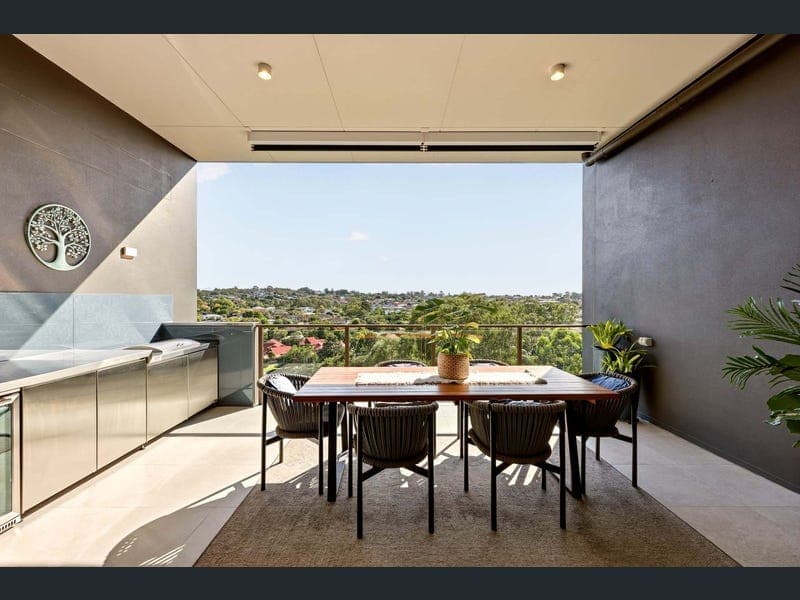 706/20 Curwen Terrace, Chermside — photo 1 of 5