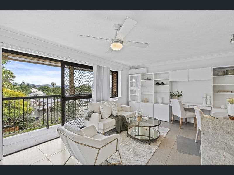 12/12 Colton Street, Highgate Hill — photo 1 of 5