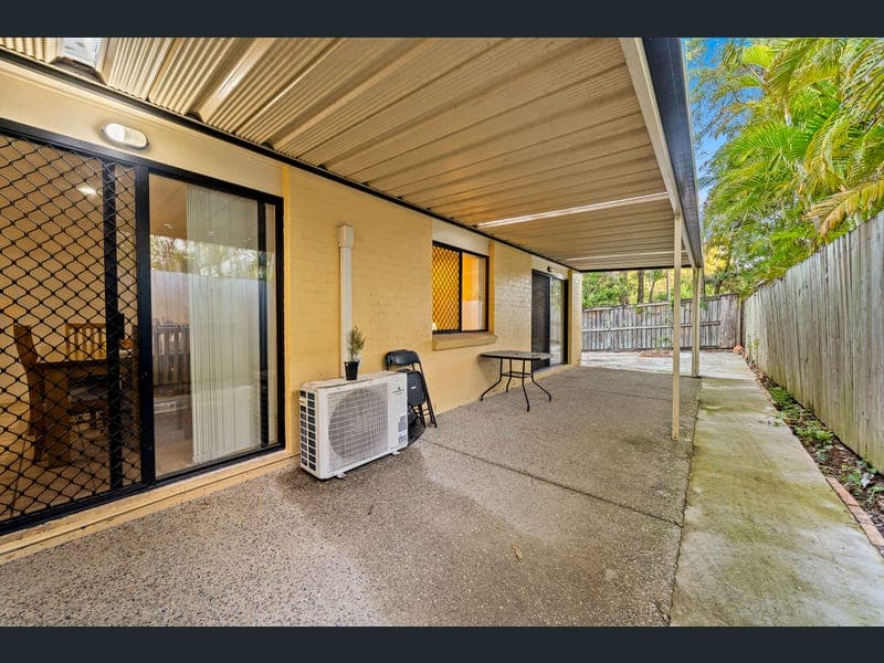 43 Yale Circuit, Forest Lake — photo 1 of 5