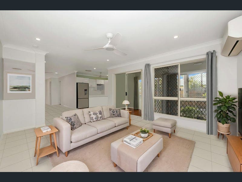 58 Honeyeater Circuit, Douglas — photo 1 of 5