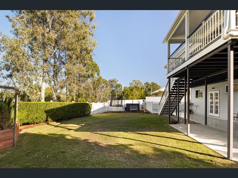17 Woodlea Street, Moorooka — photo 1 of 5