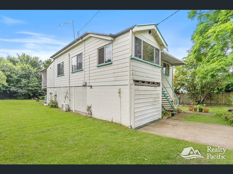 15 Violet St, Yeronga — photo 1 of 5