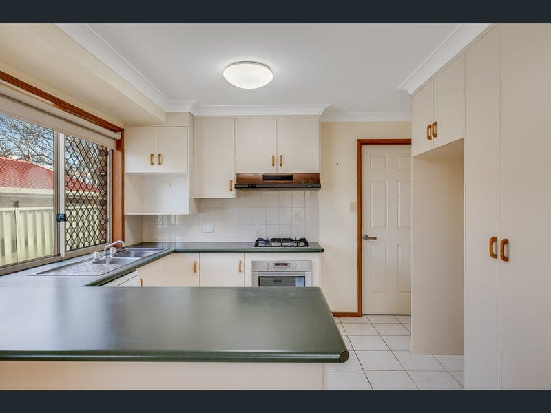 18 Silver Gum Court, Glenvale — photo 1 of 5