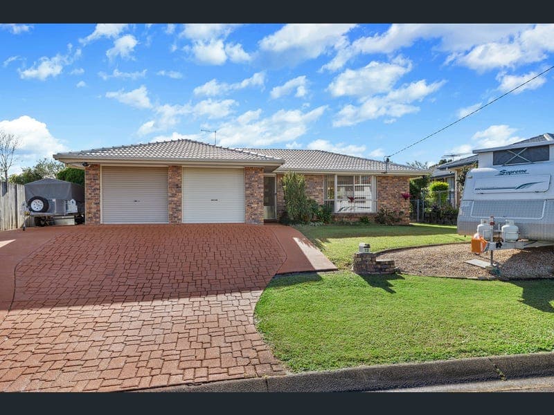 13 Aureo Court, Wellington Point — photo 1 of 5