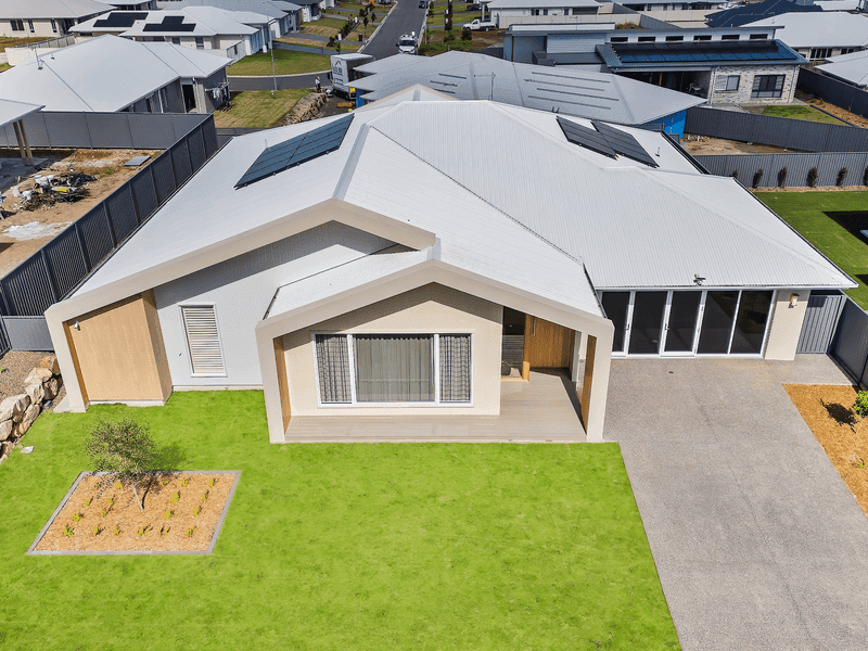 10 West Spring Way, Nikenbah — photo 1 of 5