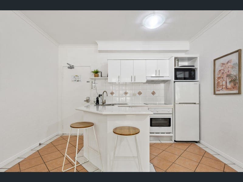 203/9-11 Blake Street, Port Douglas — photo 1 of 5