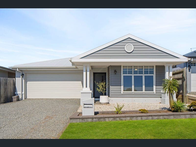 27 Lathro Way, Thornlands — photo 1 of 5