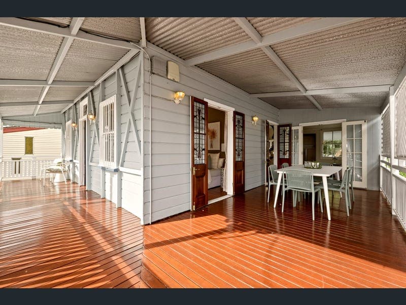 13 Bridge Street, Nundah — photo 1 of 5