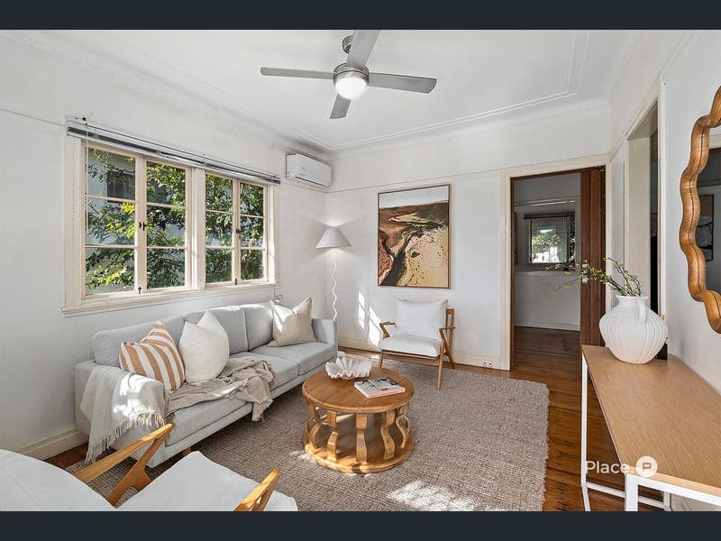 127 Junction Road, Morningside — photo 1 of 5