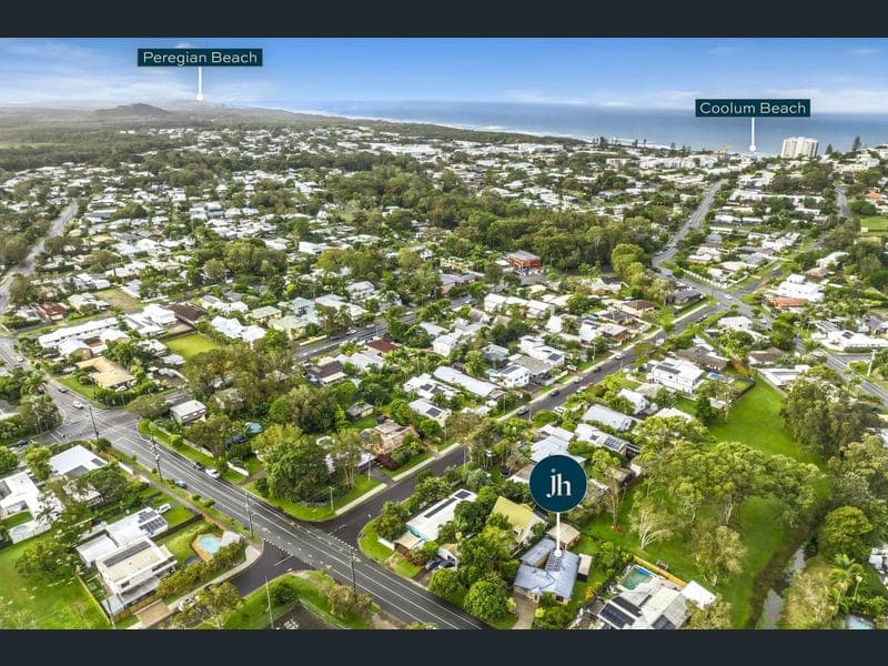 11 Yungar Street, Coolum Beach — photo 1 of 5