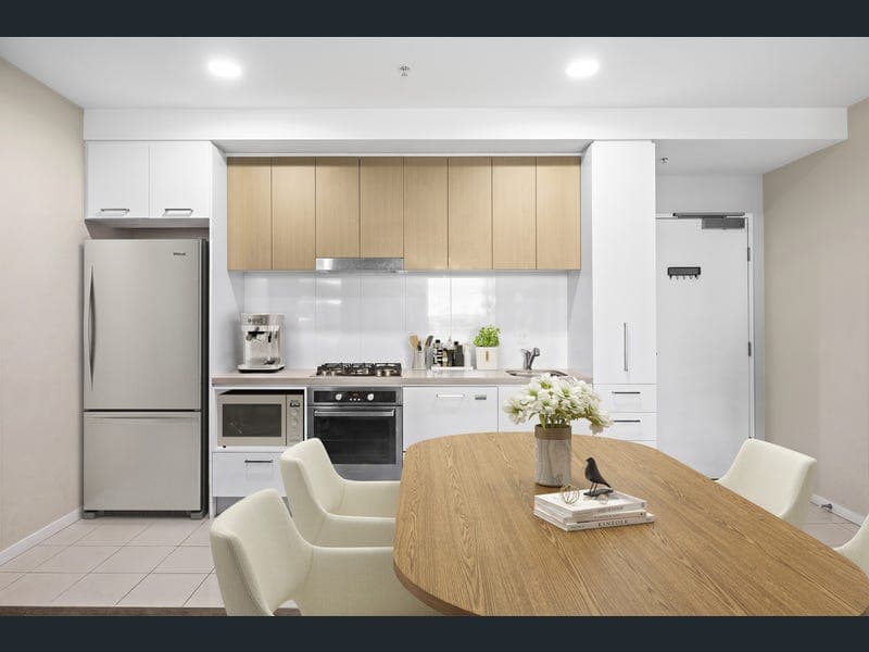 4087/37C Harbour Road, Hamilton — photo 1 of 5