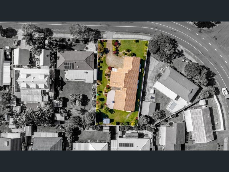 156 Westminster Avenue, Golden Beach — photo 1 of 5