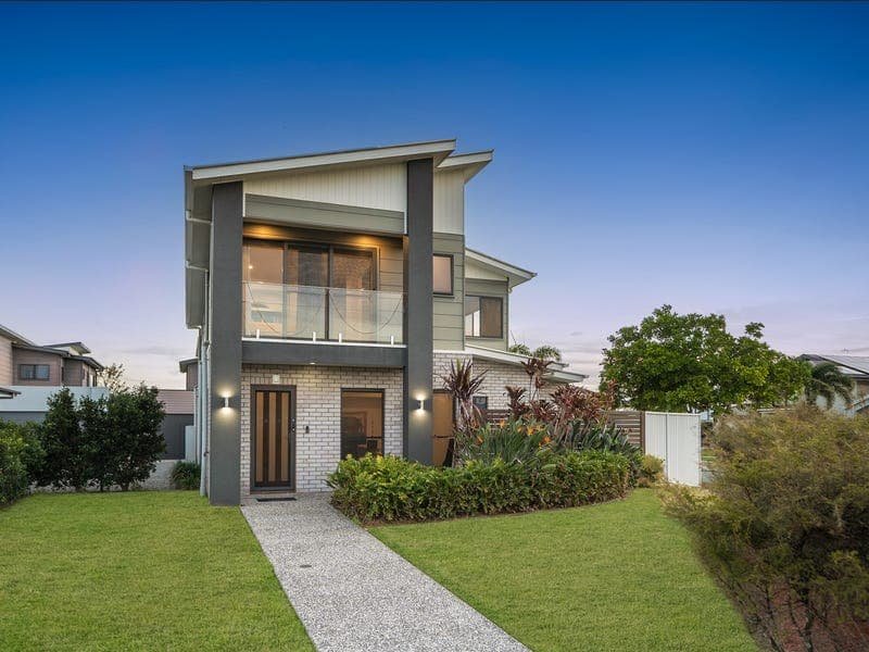 16 Stodart Terrace, Mango Hill — photo 1 of 5